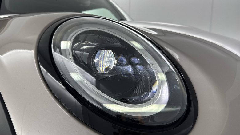 MINI Hatchback 1.5 Cooper Sport 3dr Auto Petrol Hatchback